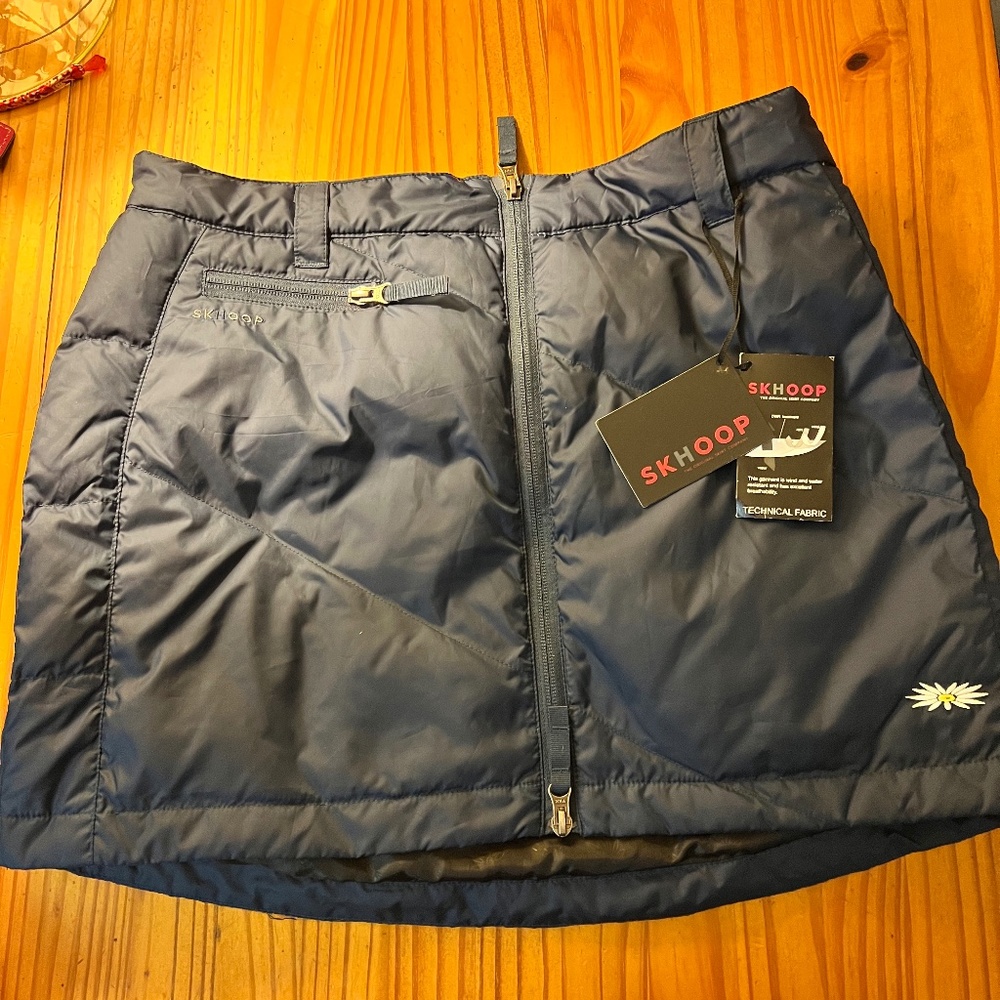 Skhoop down skirt